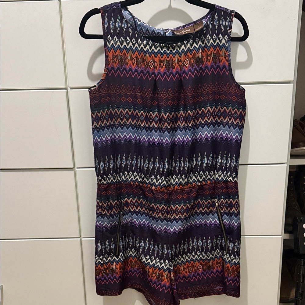 Speed Control Multicolor Geometric Romper
